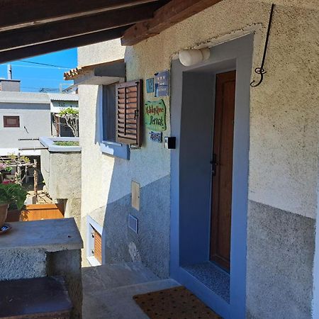 Holiday Home Pernata Exterior photo